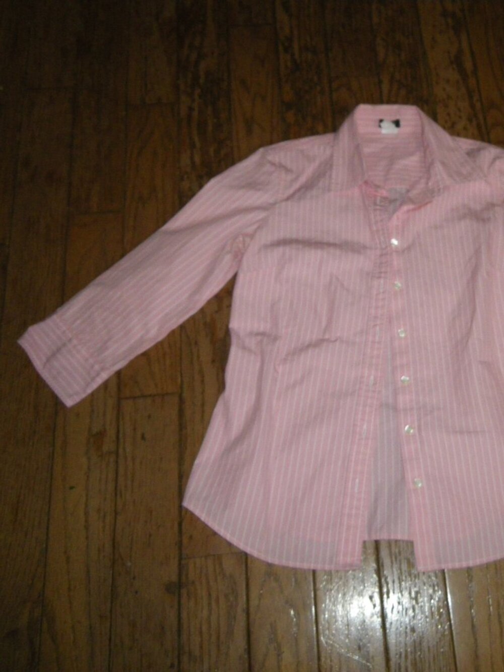 Women’s 100% Cotton J. Crew Pin Stripe Button Up Blouse - Picture 4 of 5